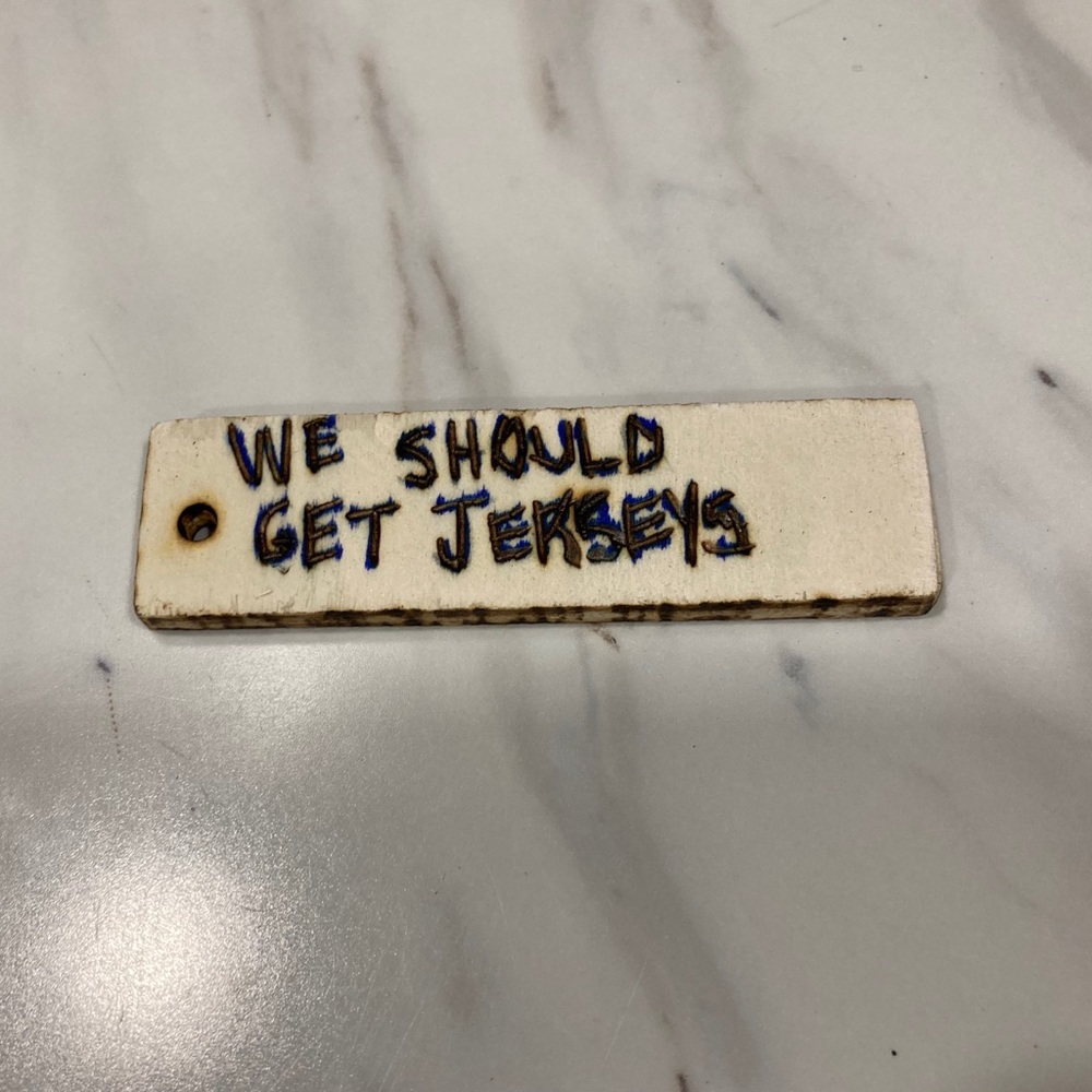 We should get jerseys keychain